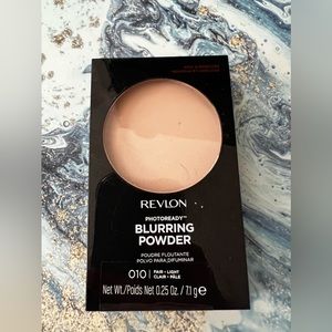 Revlon Blurring Powder